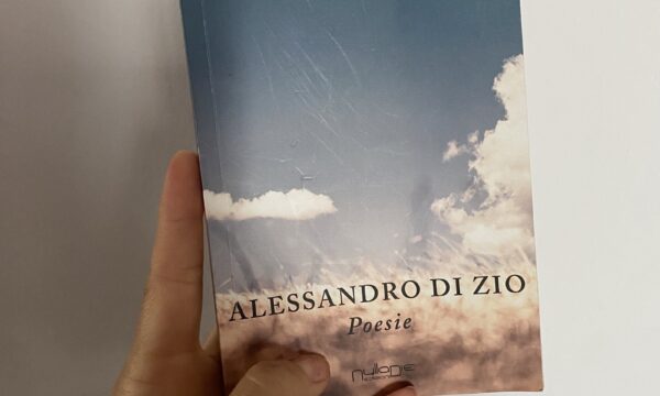 “Rotolando, la nuvola” di Alessandro Di Zio (NullaDie)